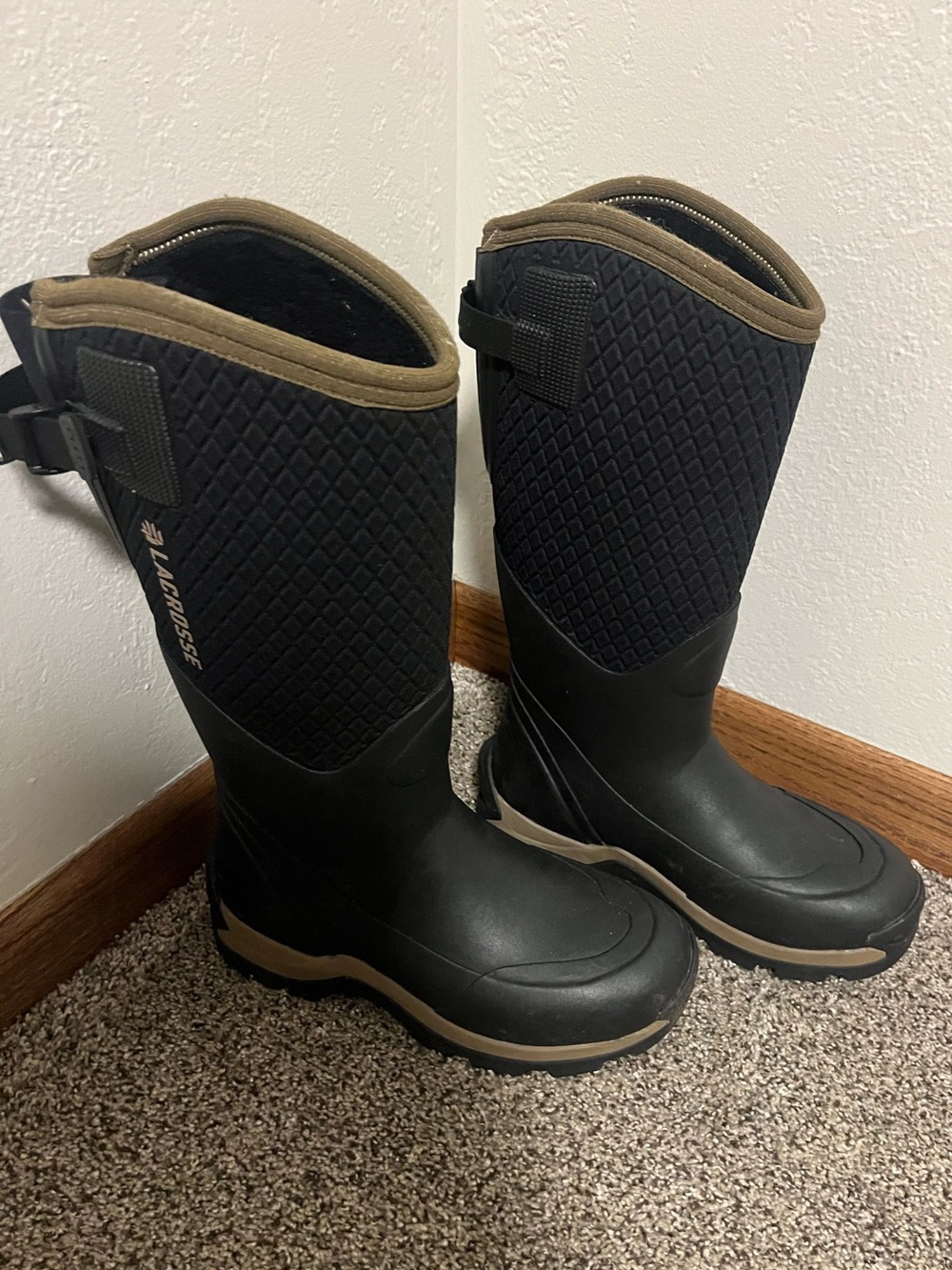 LACROSSE ALPHA THERMAL WOMEN'S BLACK/TAN INSULATED UTILITY BOOTS 644108 Size 7